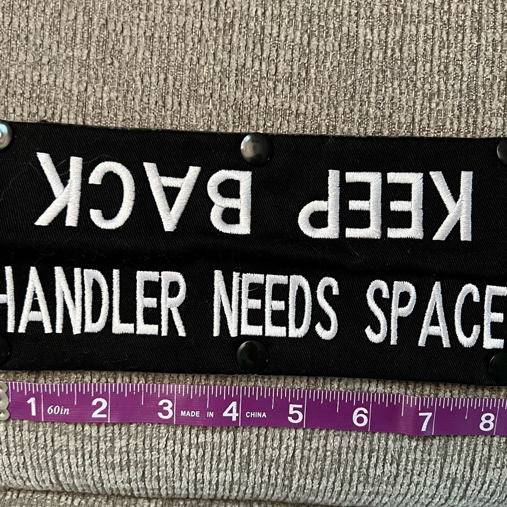 Black 'Keep Back' Dog Leash Wrap